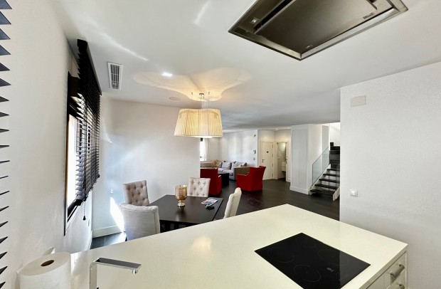 Resale - Apartment - Guardamar del Segura - Marjal Beach