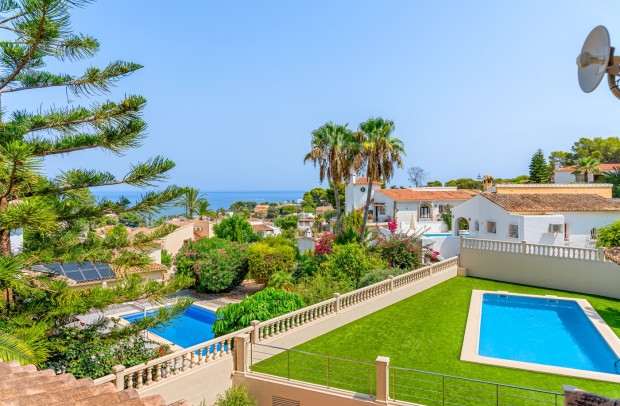 Revente - Detached House / Villa - Benissa