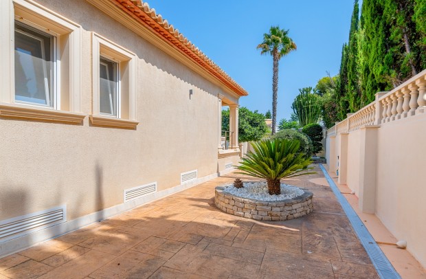 Revente - Detached House / Villa - Benissa