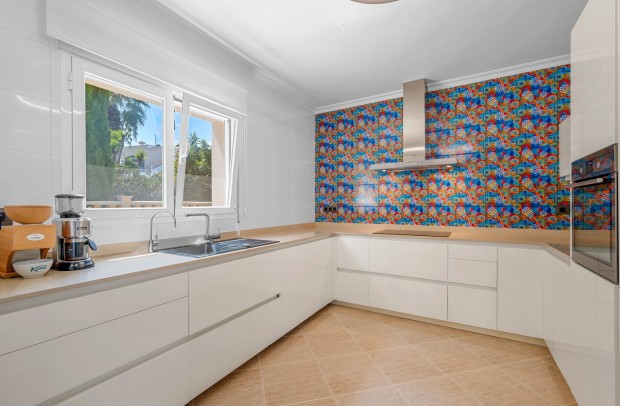 Revente - Detached House / Villa - Benissa