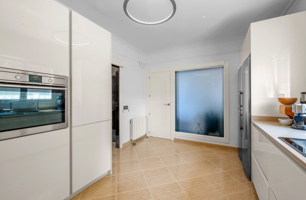 Revente - Detached House / Villa - Benissa