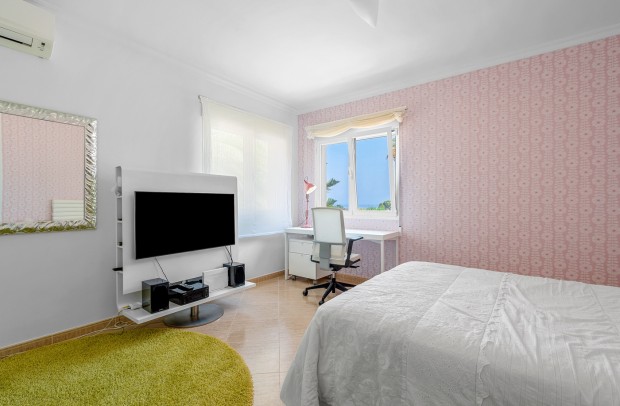 Revente - Detached House / Villa - Benissa