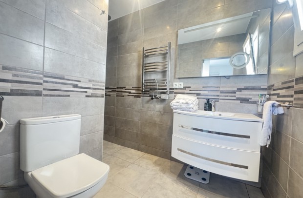 Revente - Detached House / Villa - Blue Lagoon