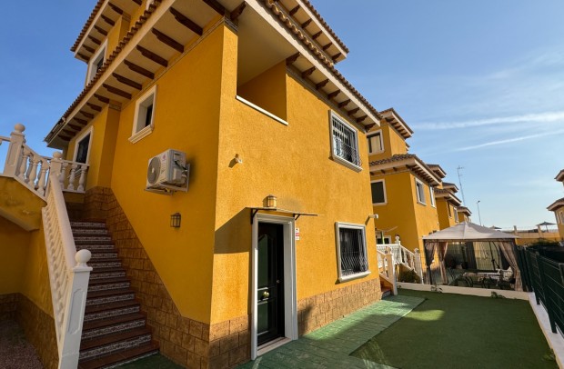 Resale - Villa Detached - Ciudad Quesada