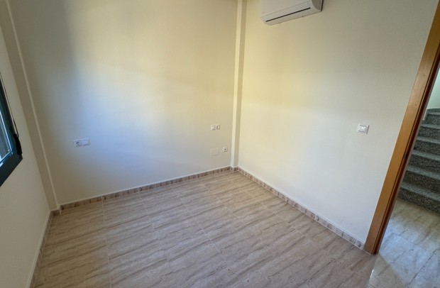 Resale - Villa Detached - Ciudad Quesada