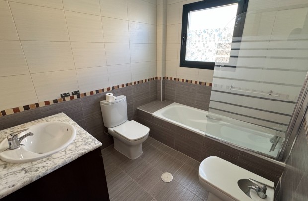 Resale - Villa Detached - Ciudad Quesada