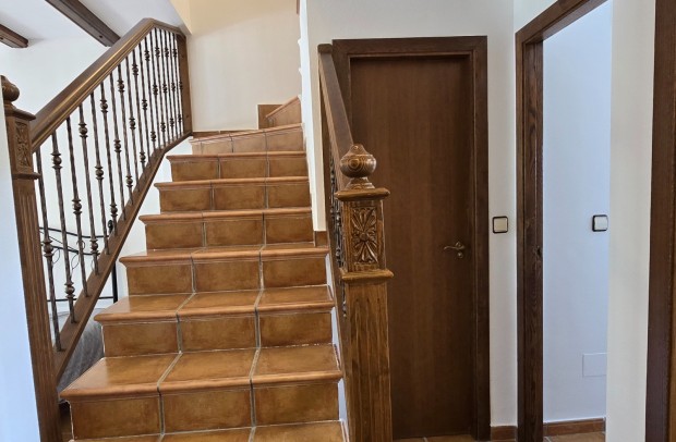 Resale - Semi-Detached - Algorfa - La Finca Golf Resort