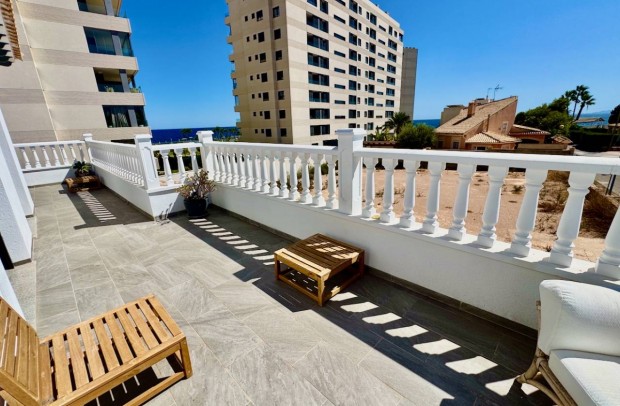 Resale - Villa Detached - Punta Prima