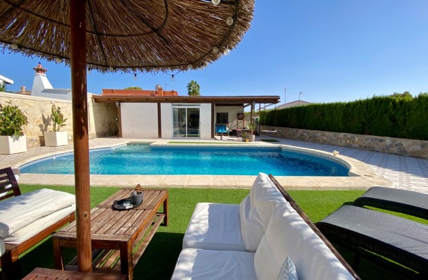 Reventa - Detached House / Villa - Ciudad Quesada