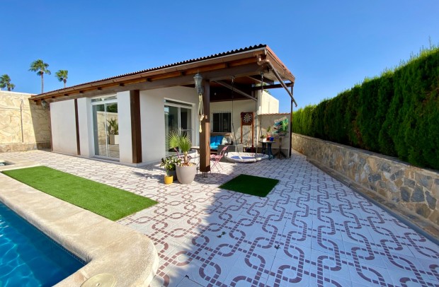 Reventa - Detached House / Villa - Ciudad Quesada