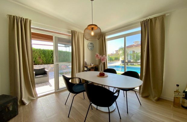 Reventa - Detached House / Villa - Ciudad Quesada