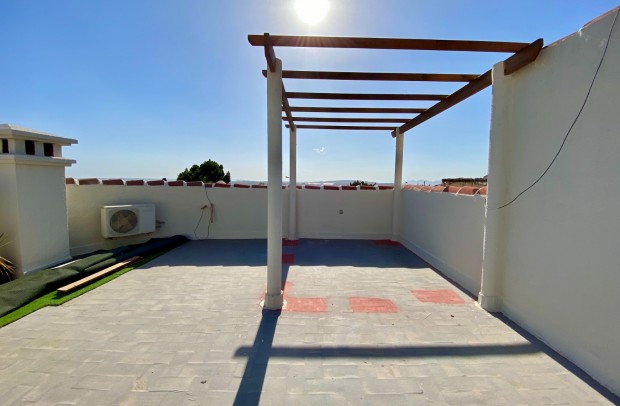 Reventa - Detached House / Villa - Ciudad Quesada