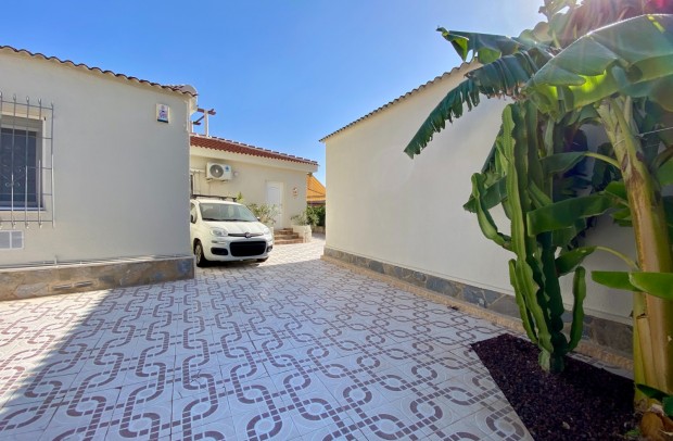 Reventa - Detached House / Villa - Ciudad Quesada