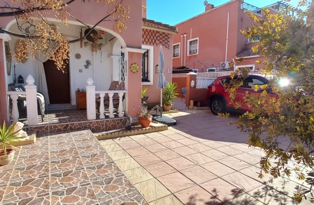 Resale - Town house - Los Montesinos - La Herrada
