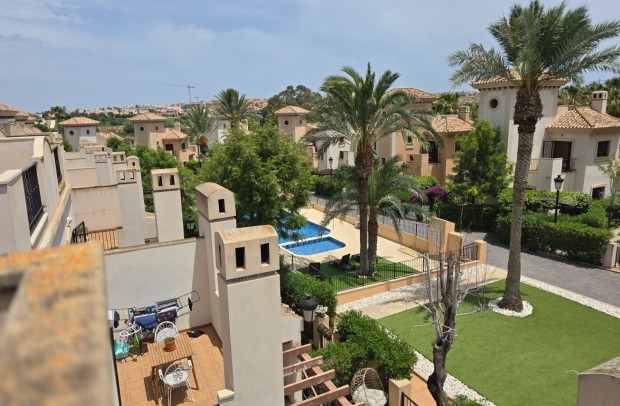 Resale - Semi-Detached - Algorfa - La Finca Golf Resort