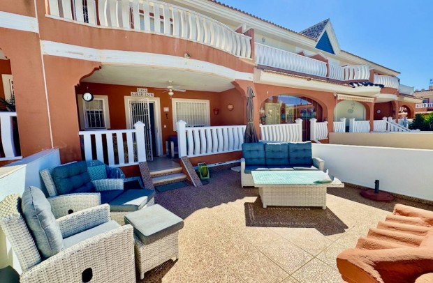 Revente - Detached House / Villa - Ciudad Quesada