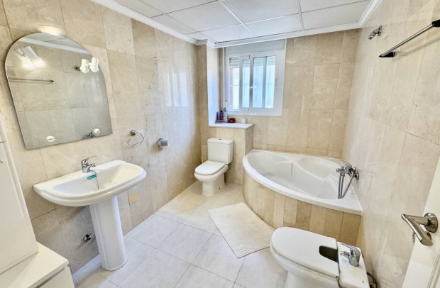 Revente - Detached House / Villa - Ciudad Quesada