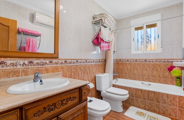 Revente - Villa Detached - Jacarilla