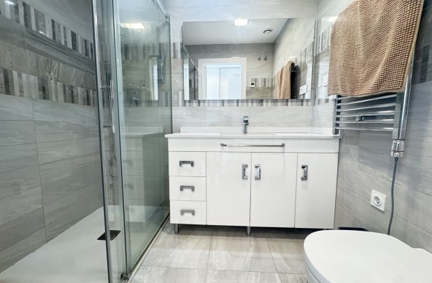 Resale - Apartment - Punta Prima