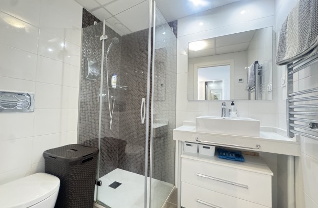 Resale - Apartment - Punta Prima