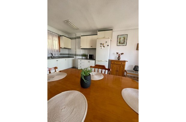 Resale - Bungalow - La Mata - Playa
