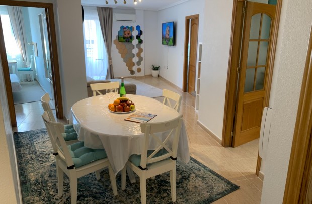 Resale - Apartment - Torrevieja - Centro