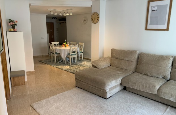Resale - Apartment - Torrevieja - Centro