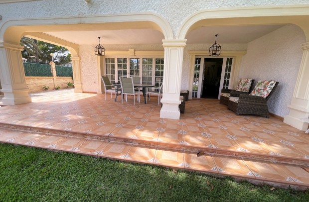 Resale - Detached House / Villa - Orihuela Costa - Cabo Roig