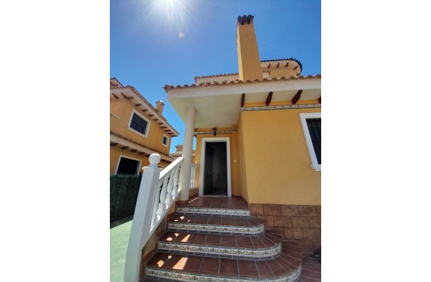 Resale - Detached House / Villa - Ciudad Quesada