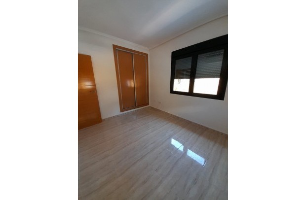Resale - Detached House / Villa - Ciudad Quesada