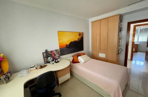 Resale - Detached House / Villa - Albatera