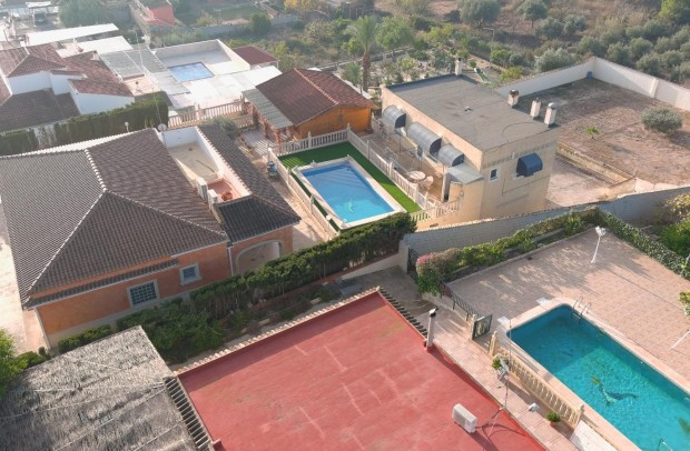 Resale - Detached House / Villa - Albatera