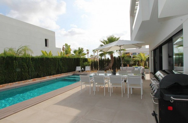 Resale - Chalet / Villa - Ciudad Quesada - Cuidad Quesada