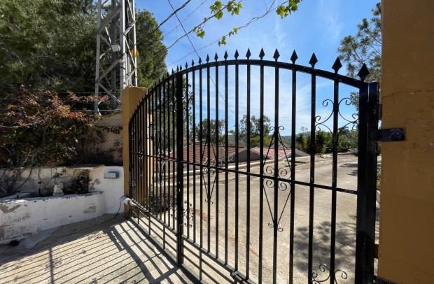 Resale - Villa / Detached - Ciudad Quesada - Rojales