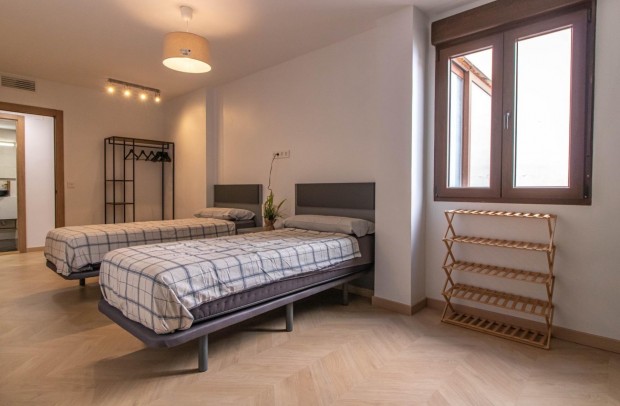 Resale - Apartment - Torrevieja - Acequion