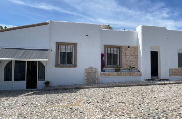 Resale - Chalet / Villa - Ciudad Quesada - Cuidad Quesada