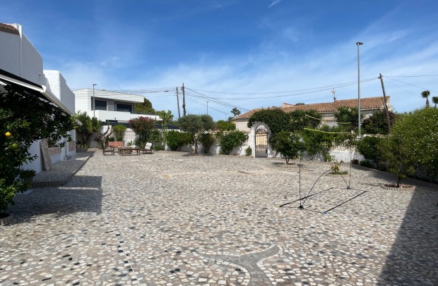 Resale - Chalet / Villa - Ciudad Quesada - Cuidad Quesada