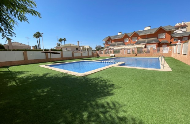Resale - Town house - Elche - Centro
