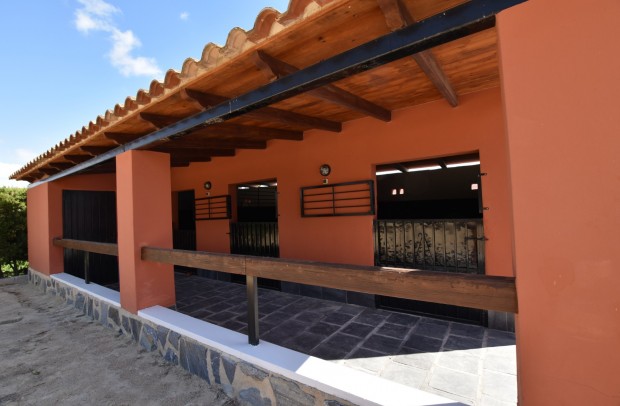 Resale - Country Property - Heredades