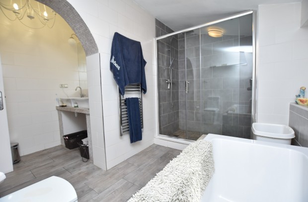 Resale - Country Property - Heredades