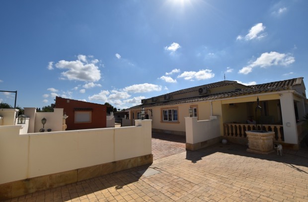 Resale - Country Property - Heredades