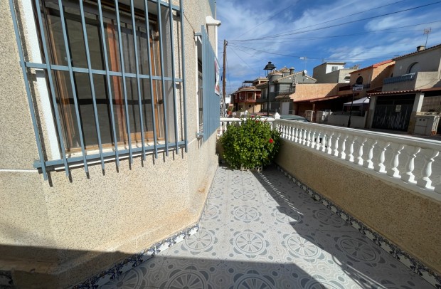 Resale - Town house - Jacarilla - Comunidad Valenciana