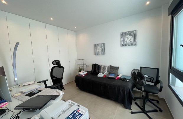 Resale - Detached House / Villa - Dolores - ZONA NUEVA