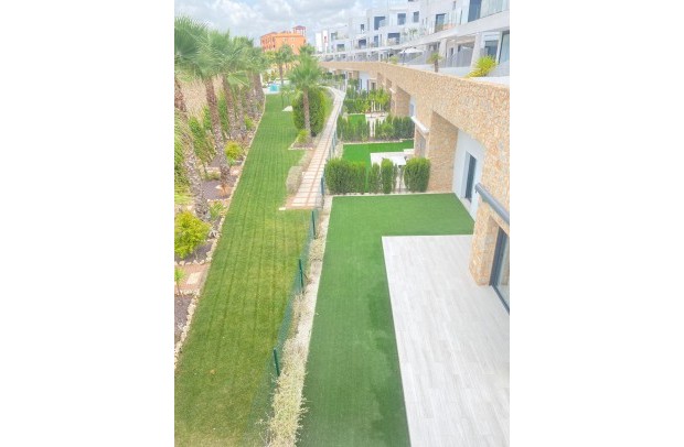 Resale - Apartment - Orihuela Costa - Villamartín