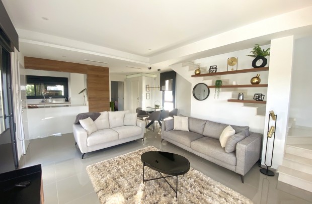 Resale - Villa Detached - Ciudad Quesada