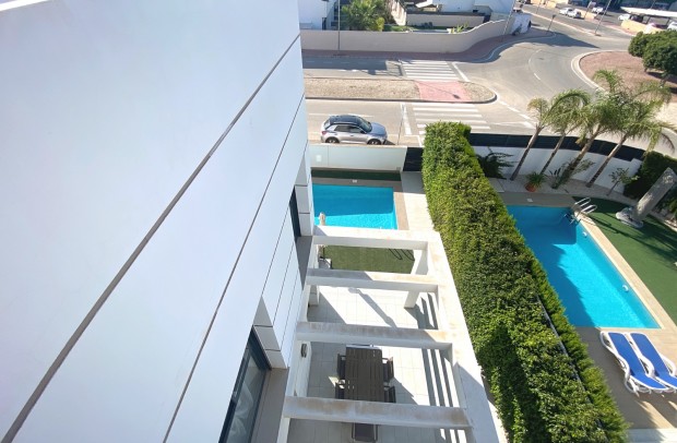 Resale - Villa Detached - Ciudad Quesada