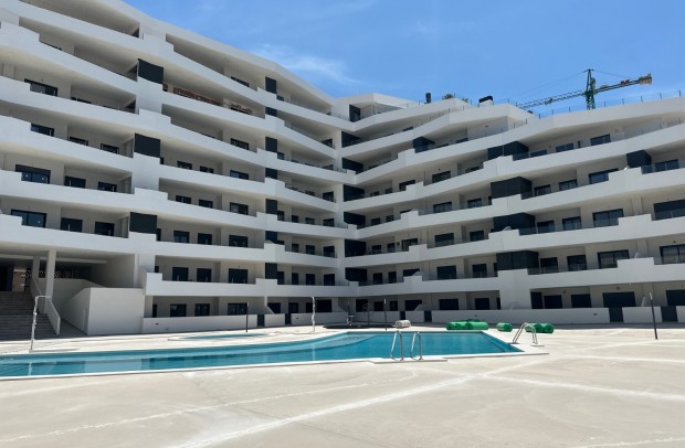Resale - Apartment - San Miguel de Salinas