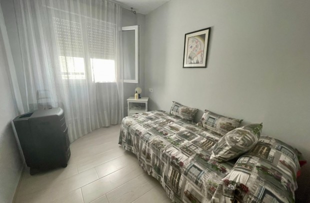 Resale - Apartment - Torrevieja - Playa del Cura