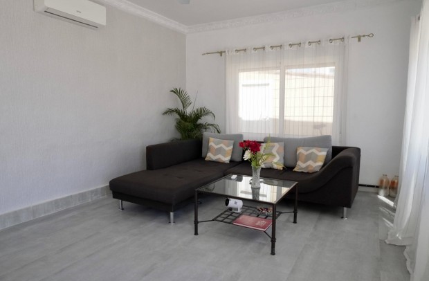 Reventa - Detached House / Villa - Ciudad Quesada