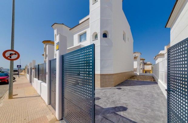 Nueva construcción  - Villa Detached - San Fulgencio - El Oasis